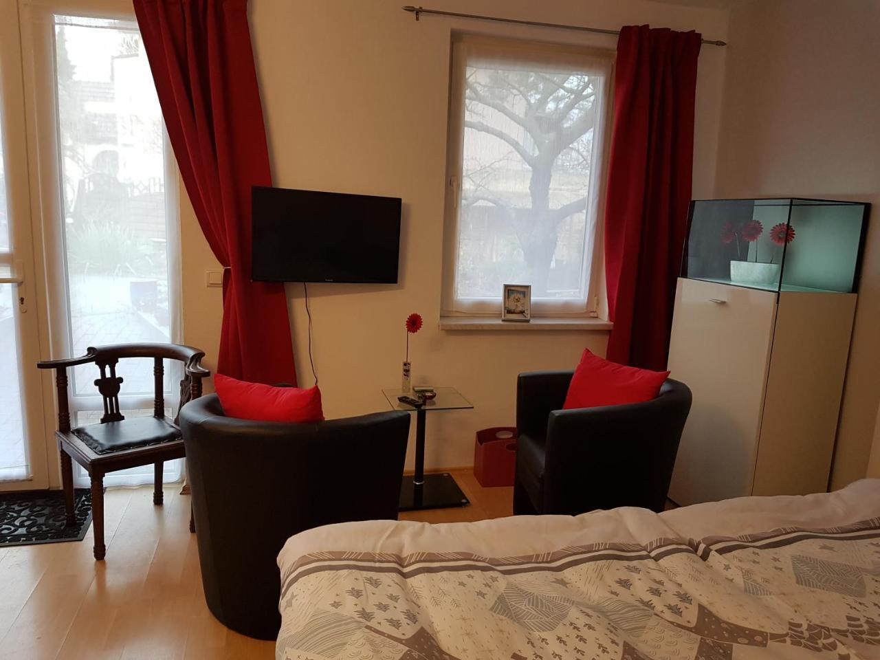 Zeuthen Ferienwohnung Am See, Stadtgrenze Berlin Buitenkant foto